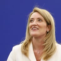 Roberta Metsola: Die 43-jährige konservative Politikerin aus Malta wurde zur neuen Präsidentin des EU-Parlaments gewählt.