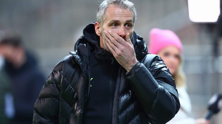 Enttäuscht: BVB-Trainer Marco Rose nach dem Pokalspiel beim FC St. Pauli.