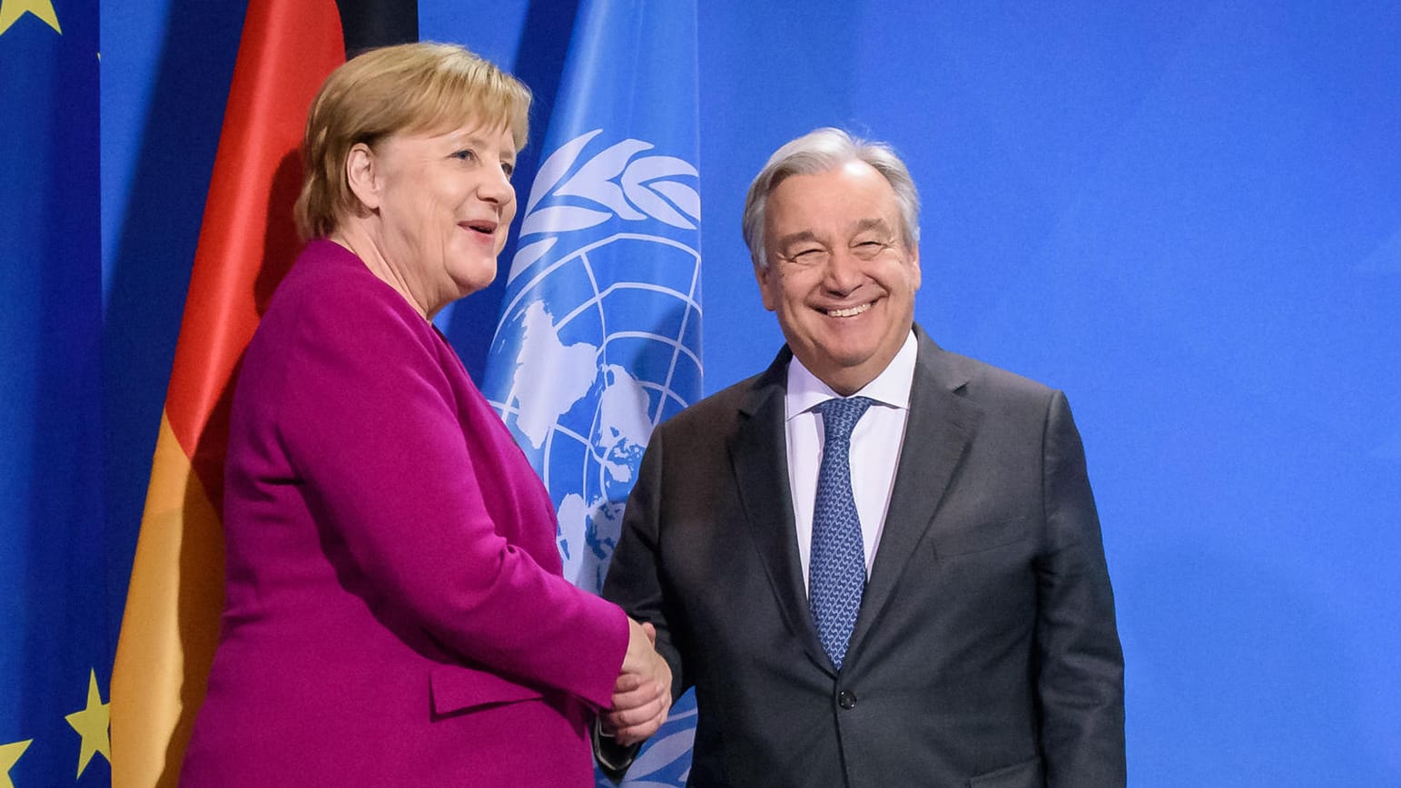 Angela Merkel und Antonio Guterres (Archiv): Der UN-Chef soll ihr den Vorsitz in einem hochrangig besetzten Beratungsgremium angeboten haben.