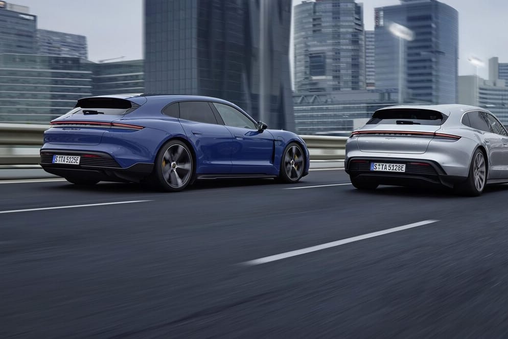 Porsche unter Strom: Vom Taycan bieten die Stuttgarter nun auch die Variante Sport Turismo an.