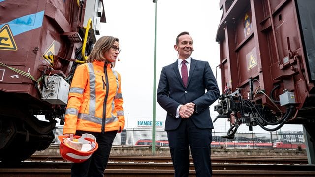 Güterzug mit automatischer Kupplung Güterzug mit automatischer Kupplung