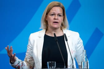 Nancy Faeser (SPD): Die Bundesministerin für Inneres und Heimat will Telegram verbannen.