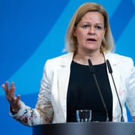 Nancy Faeser (SPD): Die Bundesministerin für Inneres und Heimat will Telegram verbannen.