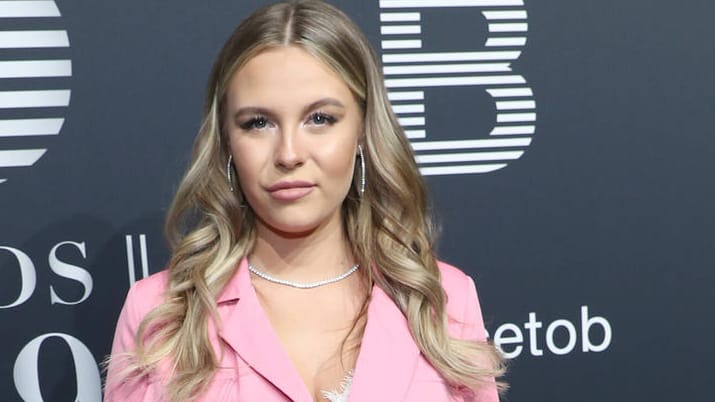 Dagi Bee: Mit 6,5 Millionen Followern gehört sie zu Deutschlands erfolgreichsten Internetstars.