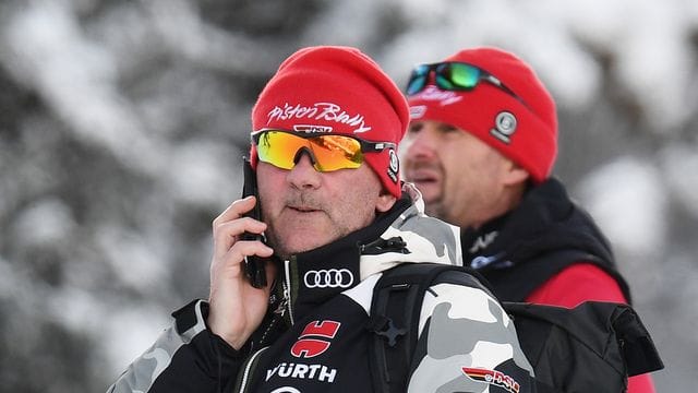 Christian Schwaiger (l), Herren-Bundestrainer des Deutschen Skiverbands (DSV). Christian Schwaiger (l), Herren-Bundestrainer des Deutschen Skiverbands (DSV).