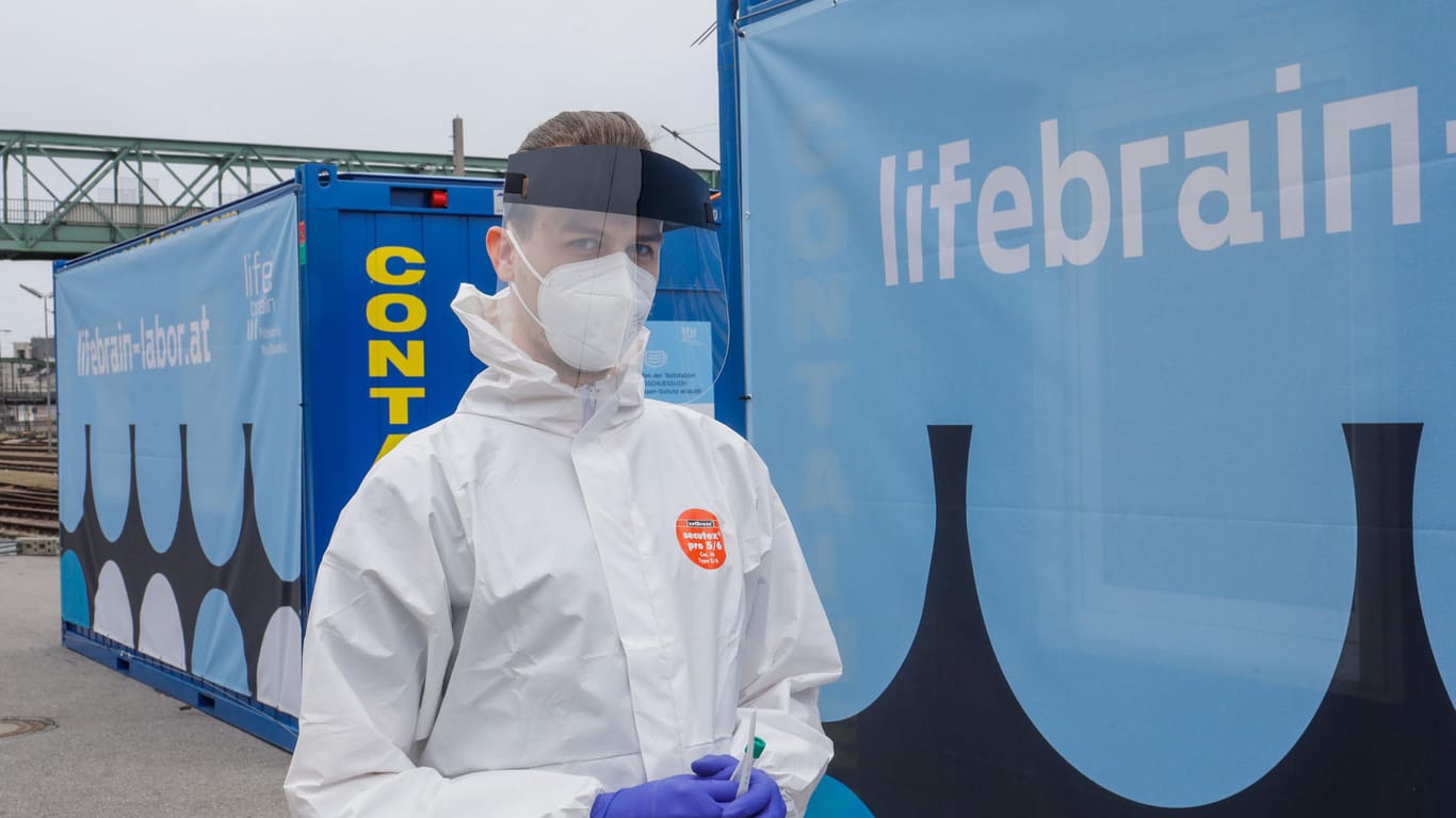 Mitarbeiter des Lifebrain-Labors: Mit zwei zusätzlichen Pavillons zählt das Labor im Areal der Klinik Penzing in Wien insgesamt vier.