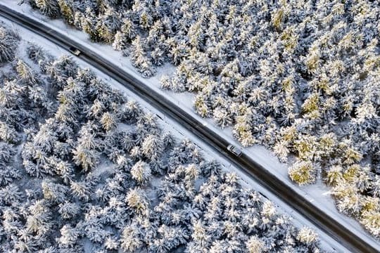 Autofahrt im Winter