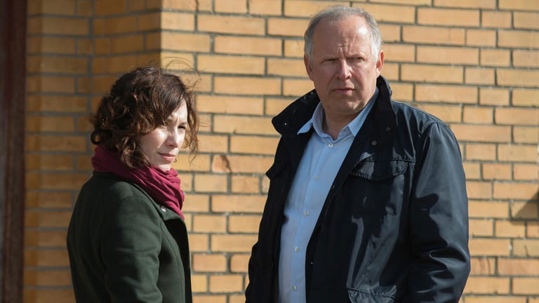 "Tatort: Borowski und der Himmel über Kiel": Sibel Kekilli als Sarah Brandt und Axel Milberg als Klaus Borowski ermittelten in der Drogenszene.