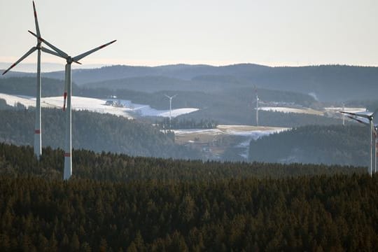 Windräder im Schwarzwald