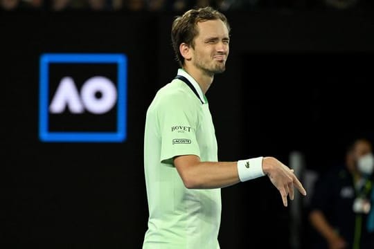 Daniil Medwedew konnte sich in der zweiten Runde gegen Nick Kyrgios durchsetzen.