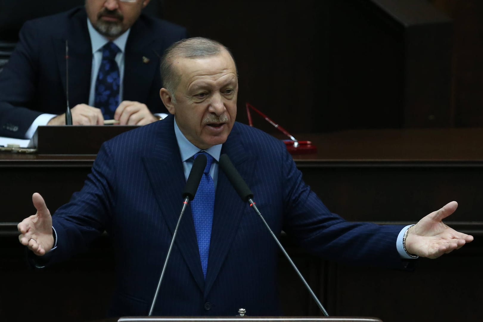 Leere Hände: Der türkische Präsident Recep Tayip Erdogan. Leere Hände: Der türkische Präsident Recep Tayip Erdogan.