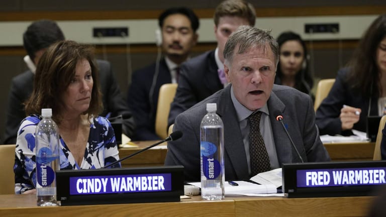 Cindy Warmbier sprechen im Januar 2016 bei den Vereinten Nationen in New York: Ihr Sohn wurde zuvor in Nordkorea verhaftet.