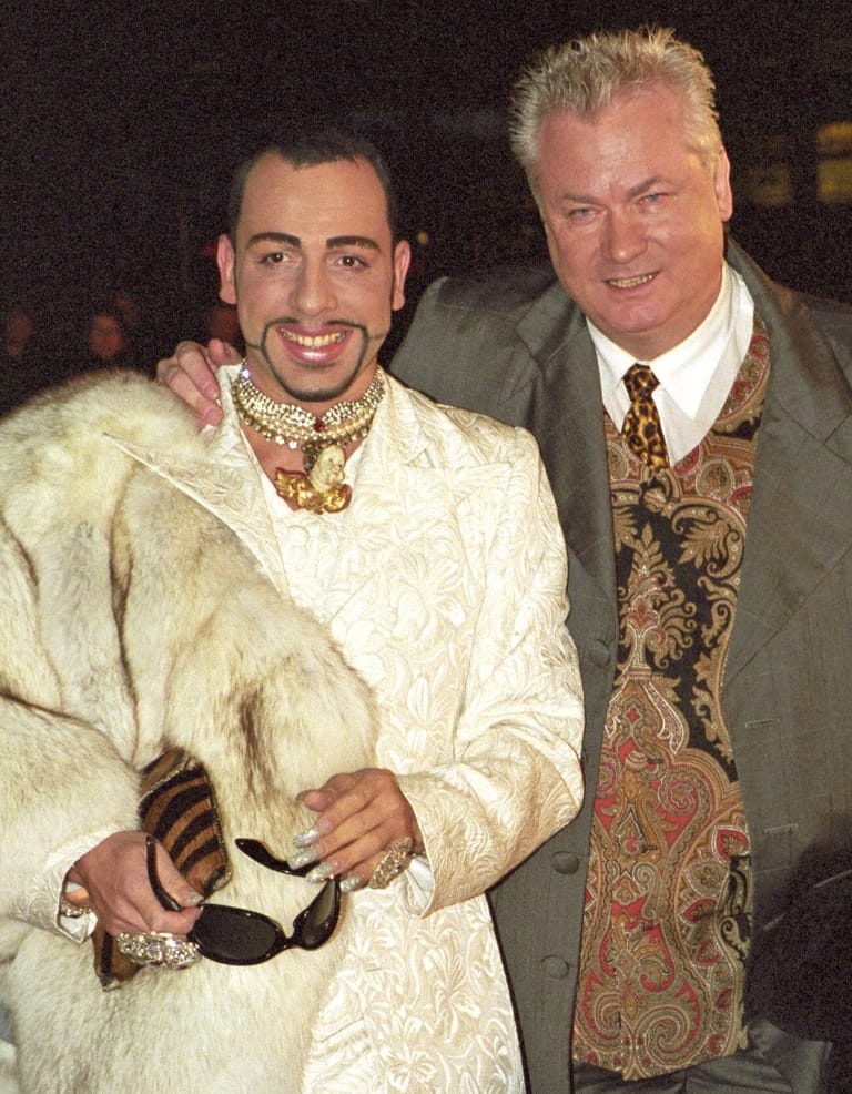 Harald Glööckler mit seinem Mann Dieter Schroth im Jahr 2000.