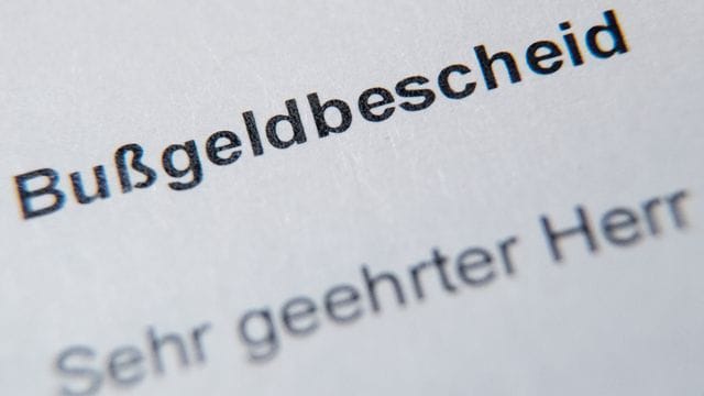 Ein Bußgeldbescheid wurde zugestellt - wirklich? Diese Frage müssen in manchen Fällen sogar Gerichte klären.