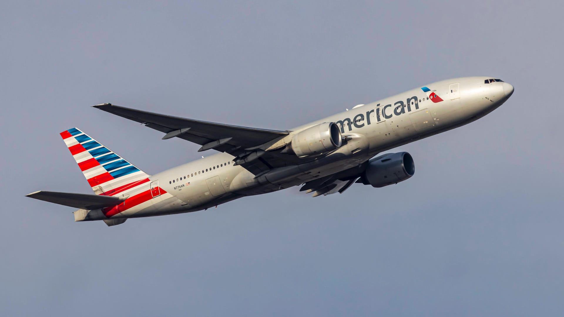 Eine Boeing 777: EIn Flug von American Airlines ist auf dem Weg über den Atlantik umgekehrt.