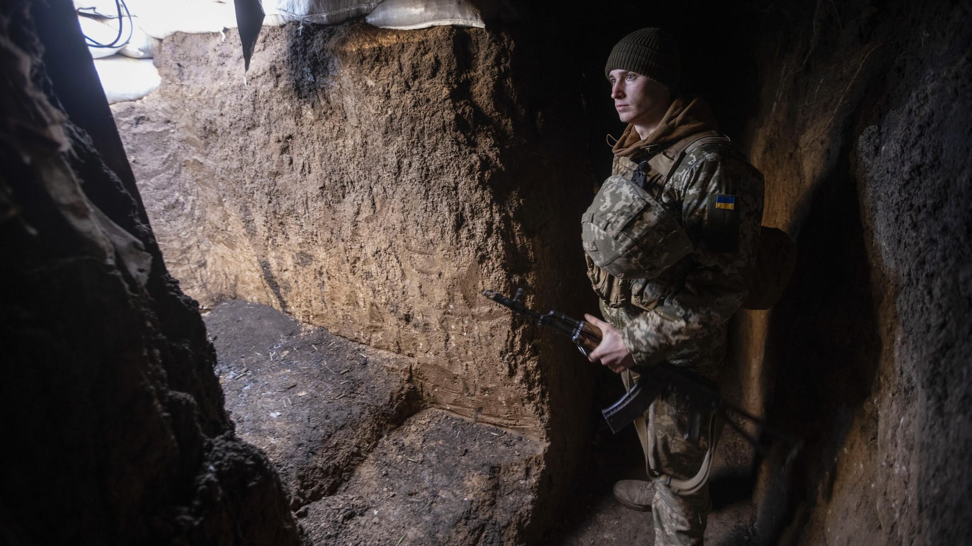 Ukrainischer Soldat in Mariupol: Angesichts der Spannungen mit Russland fordern die Jungliberalen deutsche Waffenlieferungen an das Land. (Archivfoto)