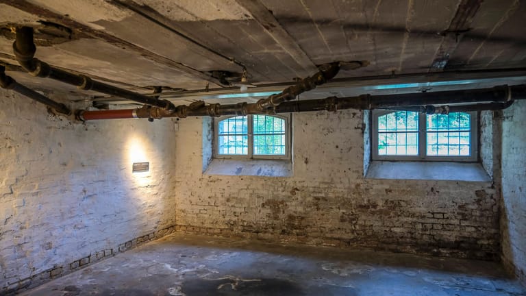 Gedenkort SA-Gefängnis Papestraße in Berlin: In diesen Kellerräumen folterten die Nationalsozialisten.