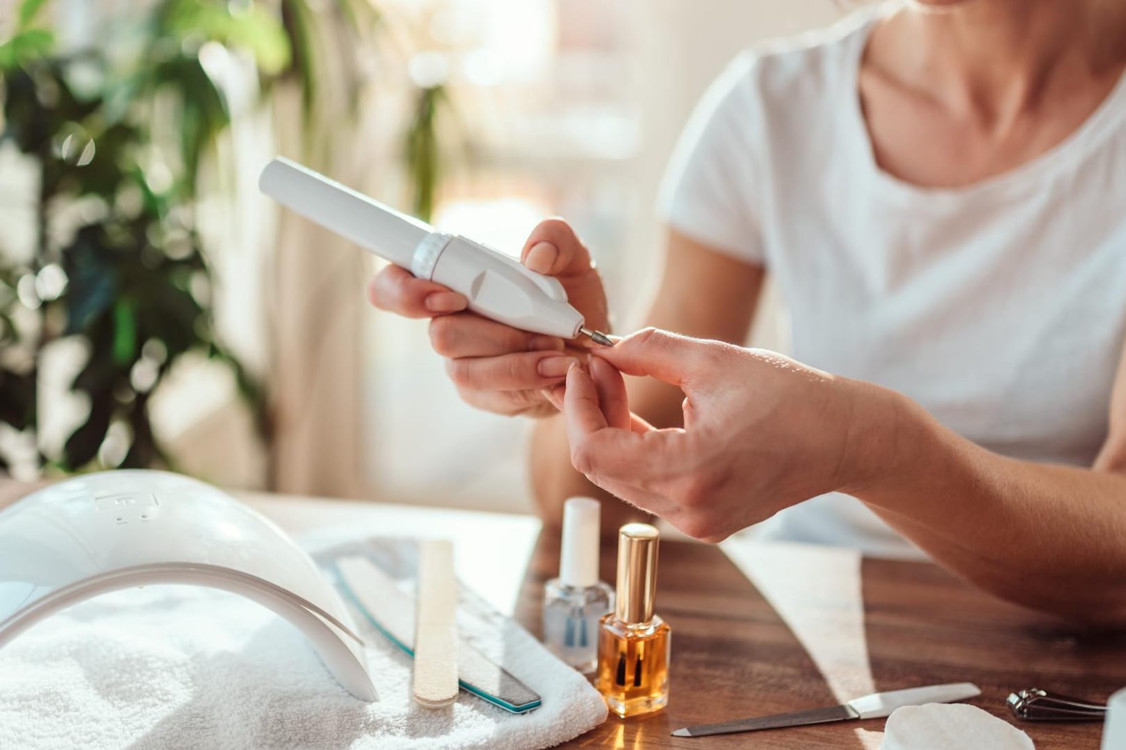 Mit praktischen Maniküre-Sets pflegen Sie Ihre Finger- und Fußnägel wie im Nagelstudio.