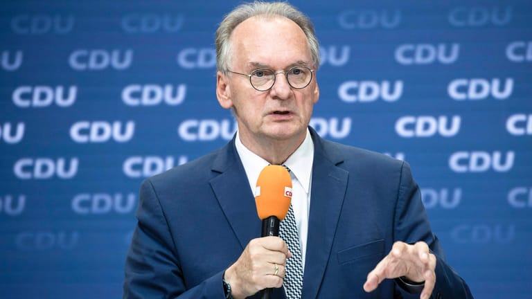 Reiner Haseloff (CDU): Sachsen-Anhalts Ministerpräsident fordert Augenmaß bei neuen Corona-Beschränkungen.