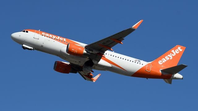 Ein Easyjet-Flugzeug musste in Friedrichshafen notlanden.