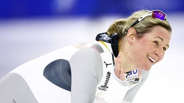 Eisschnellläuferin Claudia Pechstein würde gerne die Deutschland-Fahne bei der Eröffnungsfeier der Olympischen Spiele in Peking tragen.