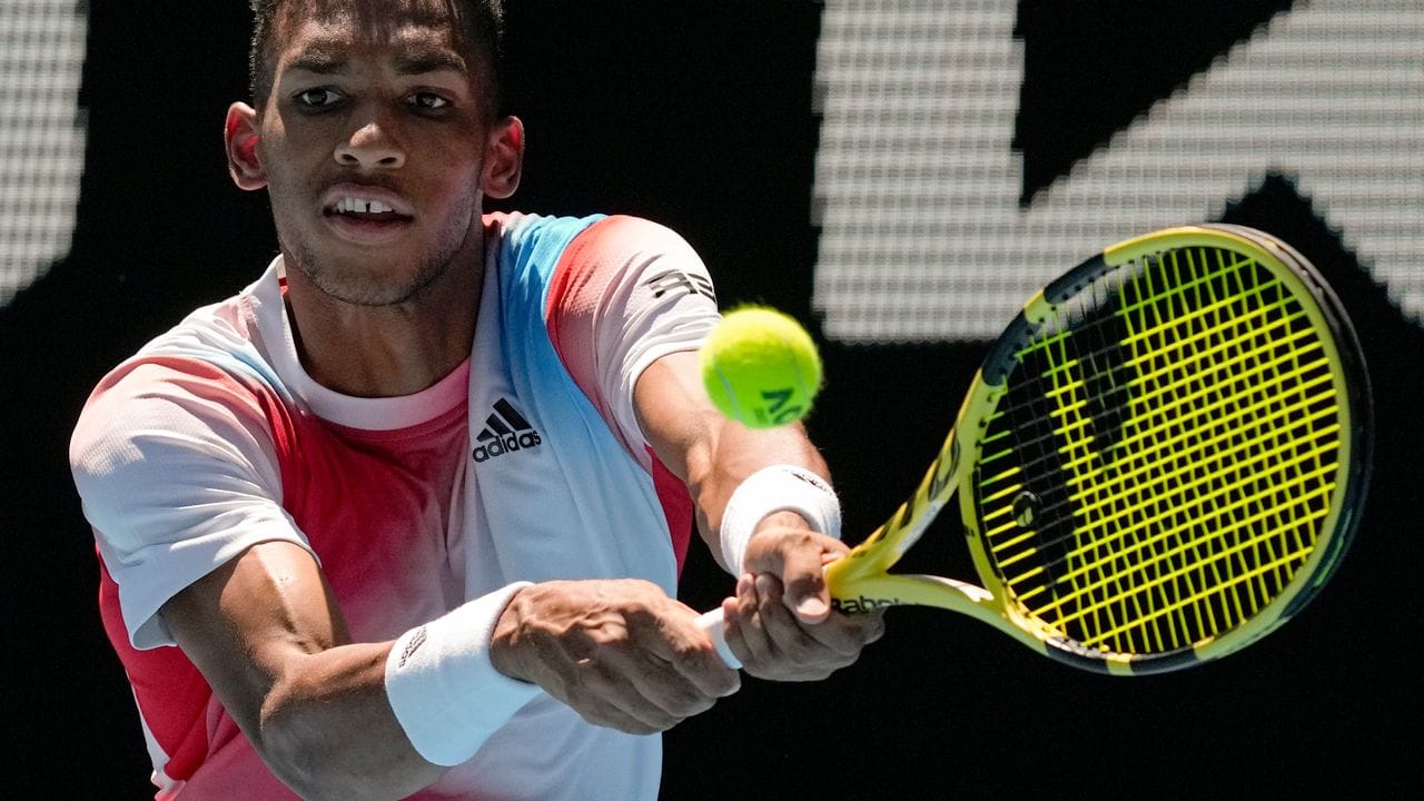 Felix Auger-Aliassime hat in Melbourne das Viertelfinale erreicht.