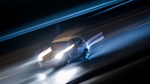 Auf der A2 war ein Raser mit 417 Stundenkilometern unterwegs. (Symbolfoto)