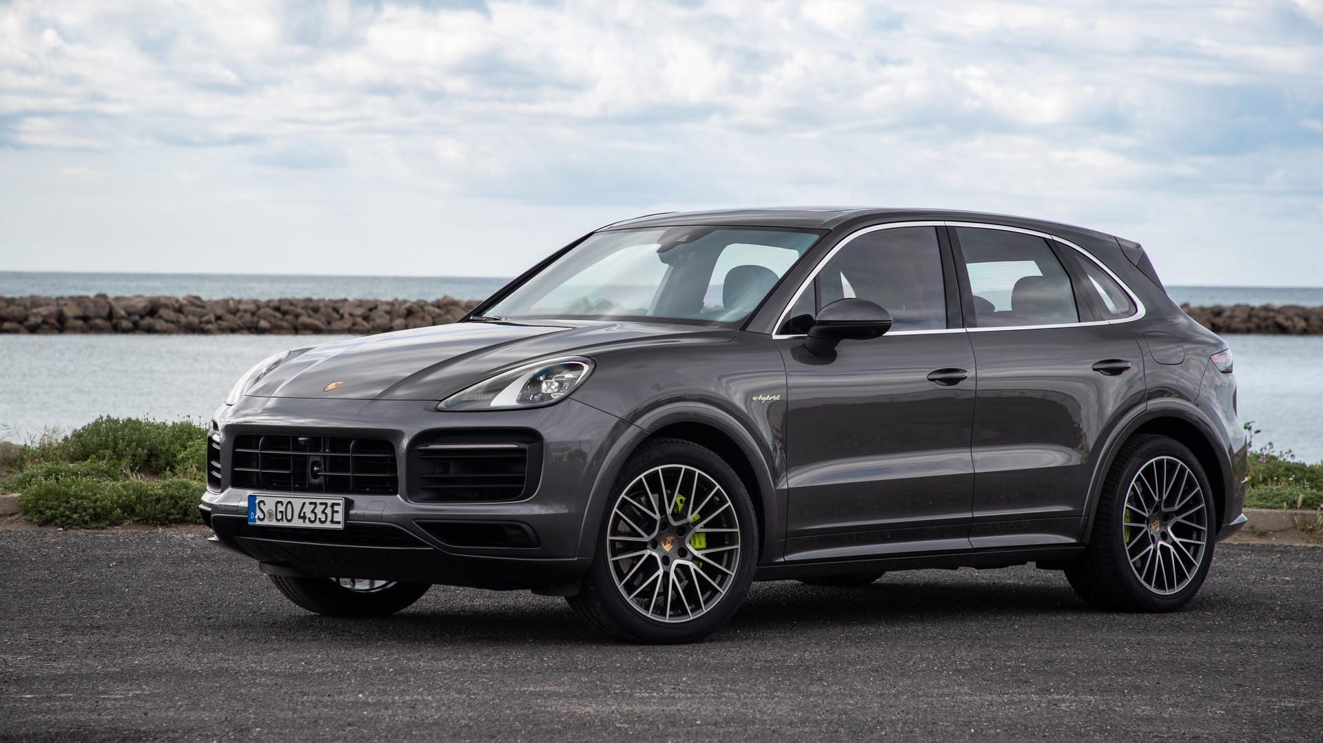 Porsche Cayenne: Das SUV mit Plug-in-Hybridantrieb belegt im ADAC-Ecotest den letzten Platz.