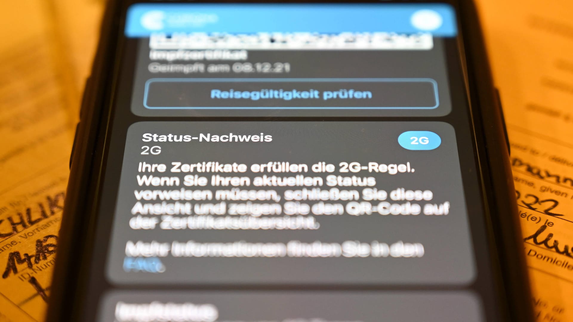 Corona Warn App (Symbolbild): Die Landesregierung könnte das Mindestalter auf unter 18 Jahren setzen. Corona Warn App (Symbolbild): Die Landesregierung könnte das Mindestalter auf unter 18 Jahren setzen.