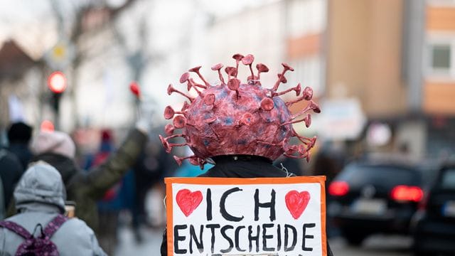 Proteste gegen Corona-Maßnahmen Proteste gegen Corona-Maßnahmen