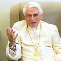 Männer wie der emeritierte Papst Benedikt haben die katholische Kirche in eine existenzielle Krise gestürzt.