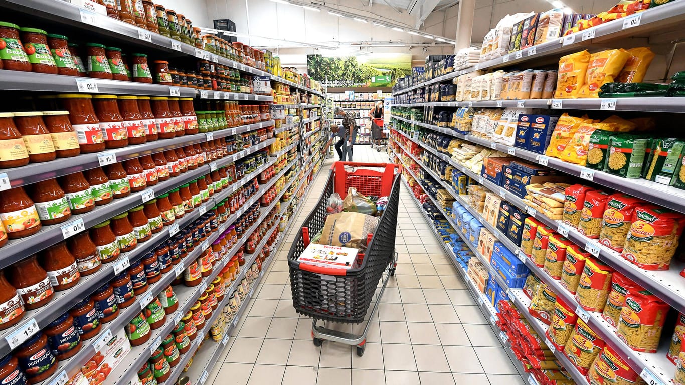 Lebensmittel: Die Verbraucherzentrale Hamburg vergibt jedes Jahr einen Negativpreis mit dem Namen "Mogelpackung des Jahres". (Symbolbild)