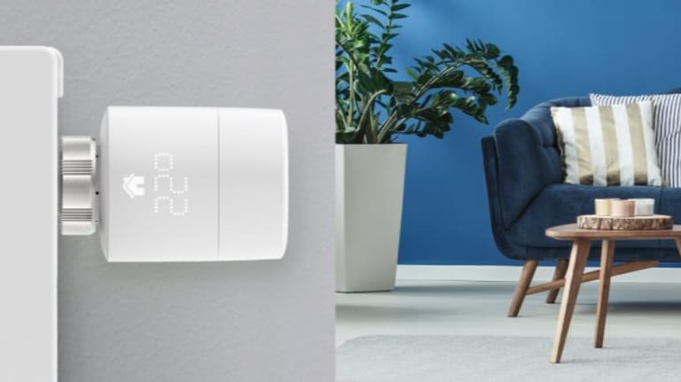 Heute gibt es bei Amazon das smarte Heizkörper-Thermostat des deutschen Anbieters Tado günstig wie nie.