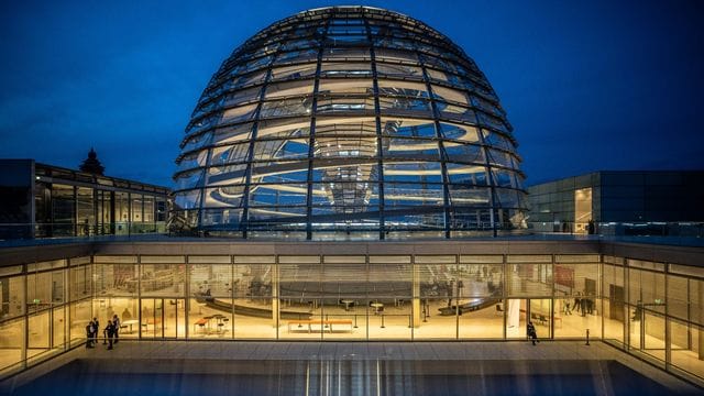 Aus Sicht Transparency International kommt Deutschland bei der Bekämpfung von Korruption kaum voran. Aus Sicht Transparency International kommt Deutschland bei der Bekämpfung von Korruption kaum voran.