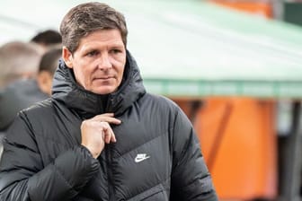 Eintracht-Trainer Oliver Glasner versteht die Corona-Regeln nicht.