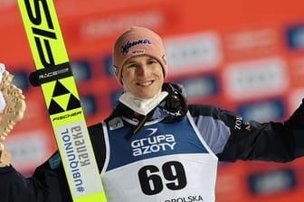 Skispringer Karl Geiger zeigte sich vor den Spielen in Peking in starker Form.