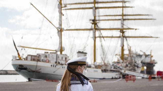 Segelschulschiff "Gorch Fock" auf Teneriffa