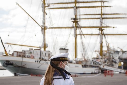 Segelschulschiff "Gorch Fock" auf Teneriffa