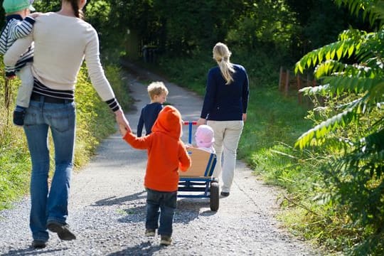 Verletzt eine Tagesmutter ihre Aufsichtspflicht, und sei es auch nur für einen kurzen Zeitraum, kann die Erlaubnis entzogen werden.
