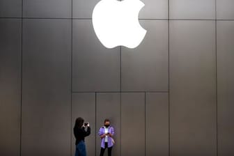 Apples iPhone war im vergangenen Weihnachtsquartal nach Berechnungen von Marktforschern das meistverkaufte Smartphone in China.