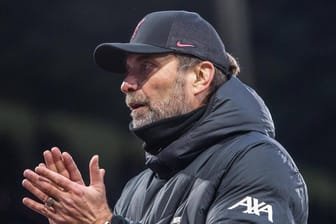 Liverpool-Coach Jürgen Klopp muss sich auf eine veränderte Regel einstellen.