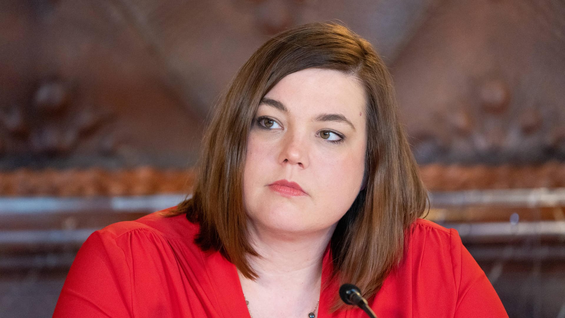 Katharina Fegebank, zweite Bürgermeisterin von Hamburg, bei einer Pressekonferenz (Archivbild): Auf das Haus der Grünen-Politikerin wurde ein Farbanschlag verübt. Katharina Fegebank, zweite Bürgermeisterin von Hamburg, bei einer Pressekonferenz (Archivbild): Auf das Haus der Grünen-Politikerin wurde ein Farbanschlag verübt.