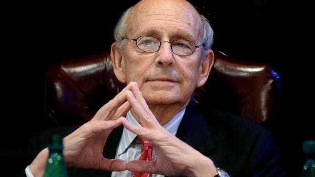 Stephen Breyer will Berichten zufolge in den Ruhestand gehen und einen Sitz am Obersten Gericht der USA freigeben.