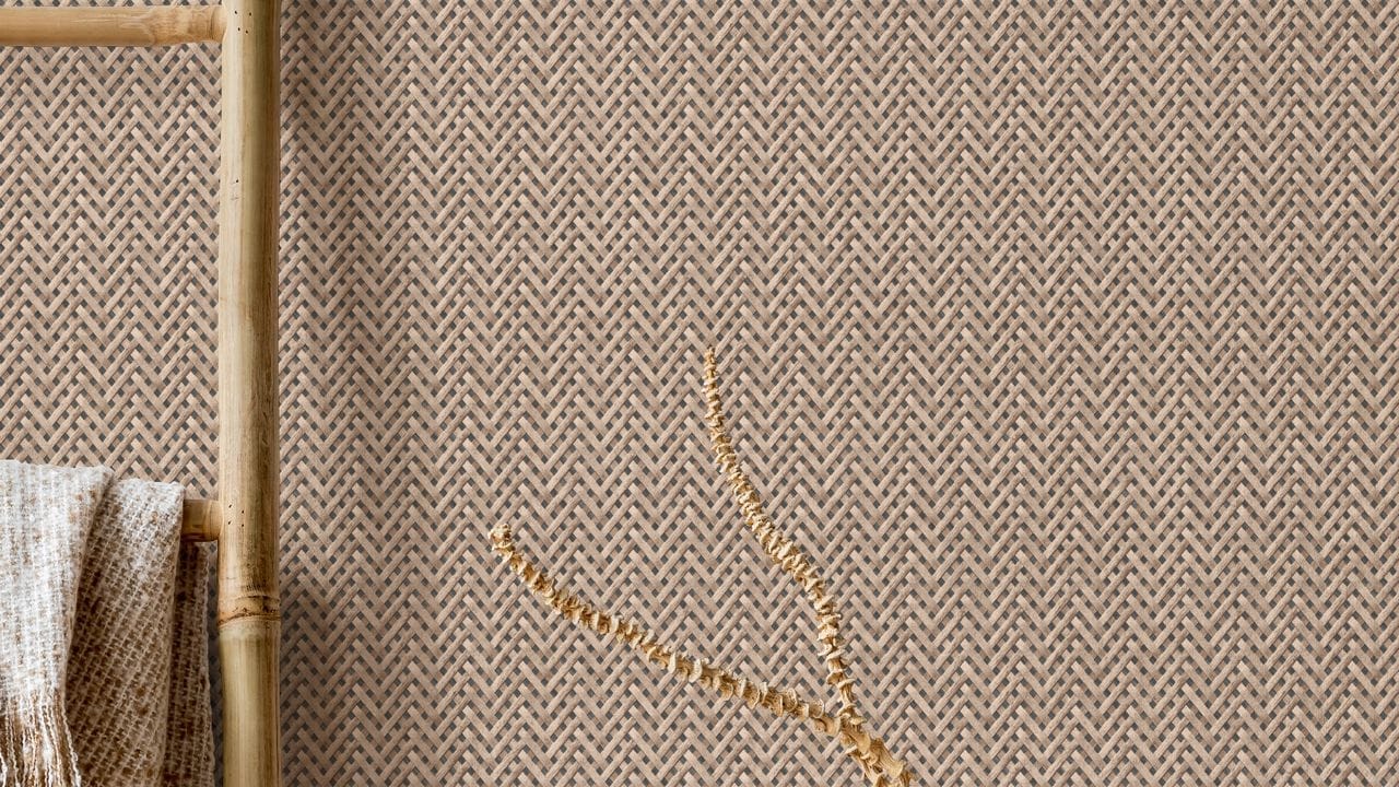 Gestrickt, gewebt, getupft: Manche der trendigen Tapeten wirken wie Handarbeiten. Gestrickt, gewebt, getupft: Manche der trendigen Tapeten wirken wie Handarbeiten.