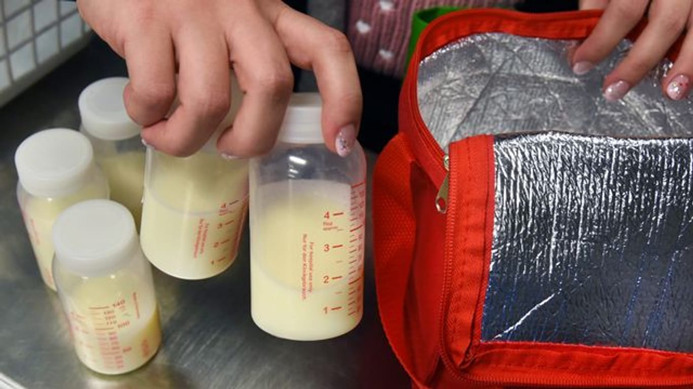 Milchbanken versorgen Frühchen mit Muttermilch