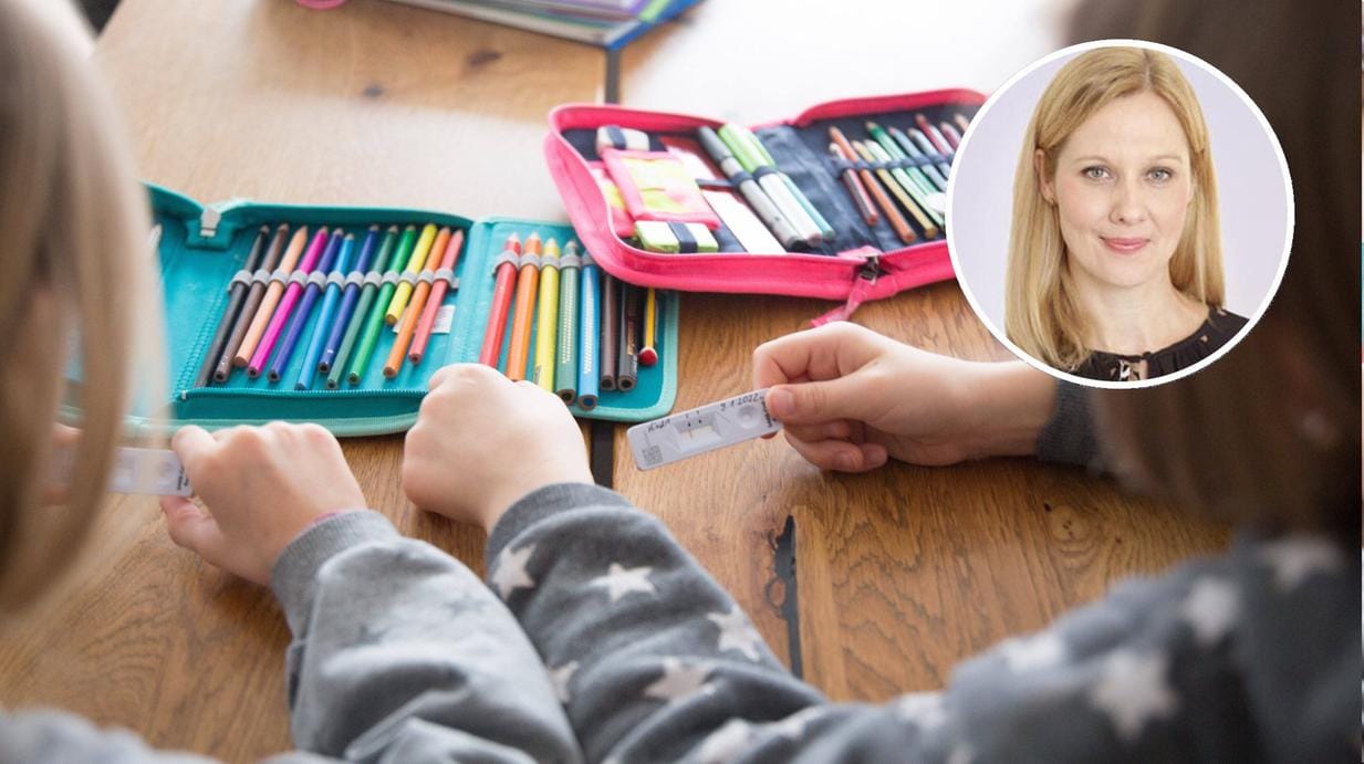 Schulkinder machen einen Corona-Test: Die Regierenden müssen unsere Kinder hassen, glaubt Nicole Diekmann.