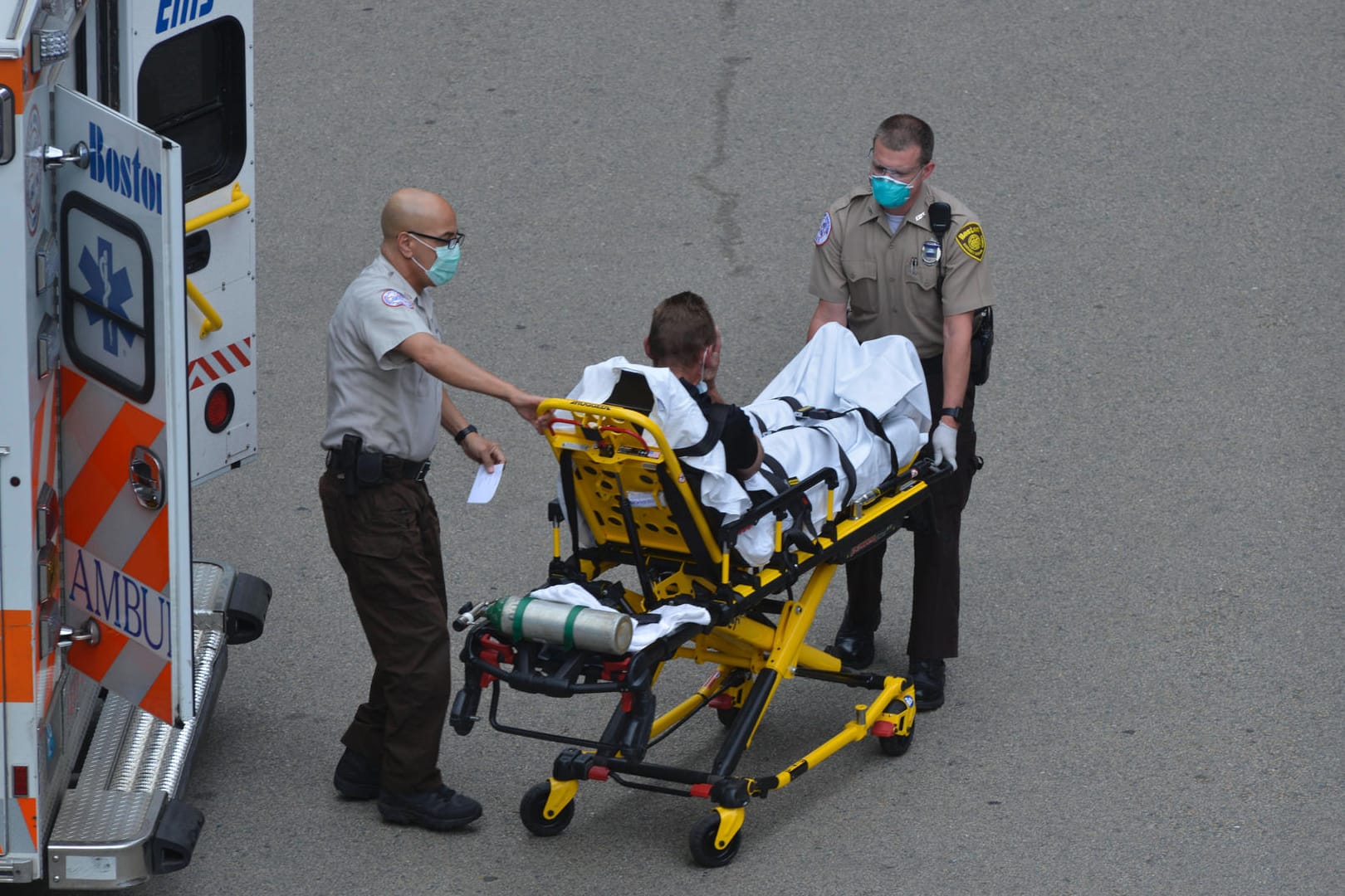 Krankentransport in Boston (Symbolbild): Die Liste für Transplantationen ist lang, ein junger Mann wurde von ihr gestrichen.