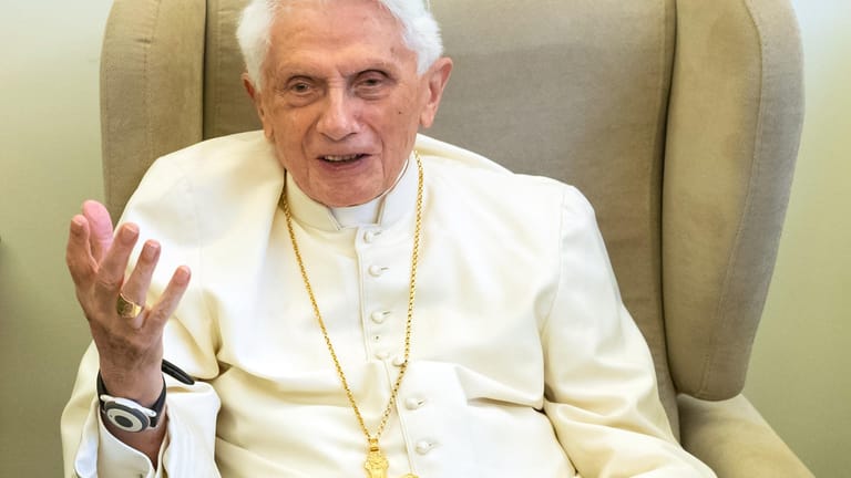 Der emeritierte Papst Benedikt XVI. bei einem Interview (Archivbild): "Marx war immer sehr nah an diesem konservativen Papst."