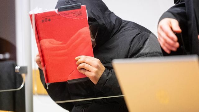 Der Angeklagte im Prozess um den Unfalltod zweier Musiker in Gütersloh. Der Angeklagte im Prozess um den Unfalltod zweier Musiker in Gütersloh.