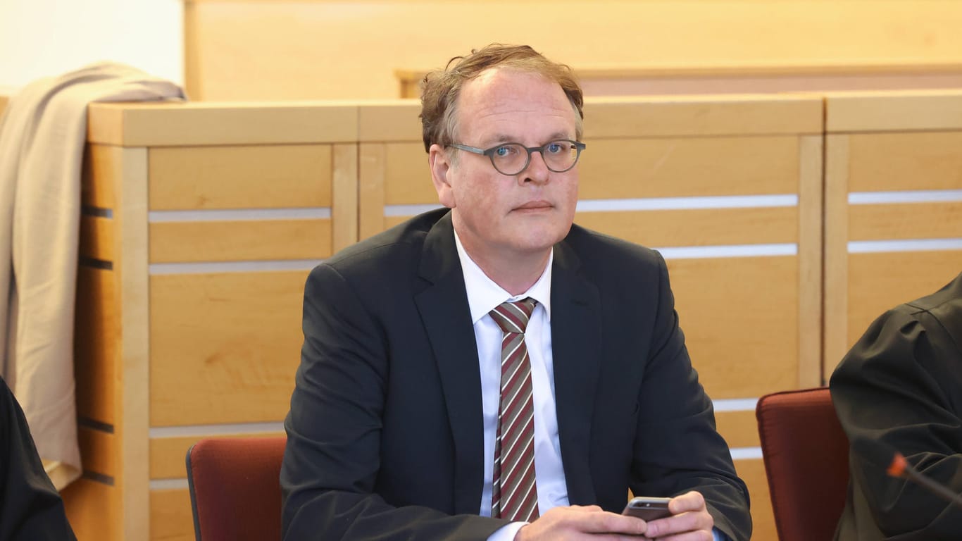 Frank Herbert ehemaliger Büroleiter von Hannovers Oberbürgermeister Schostok (Archivbild): Auch seine Verurteilung wird erneut verhandelt.